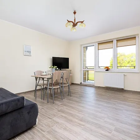 Apartment Peaceful Bay With Parking By Renters Wrzosowo (Kamien)