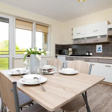 Peaceful Bay With Parking By Renters *